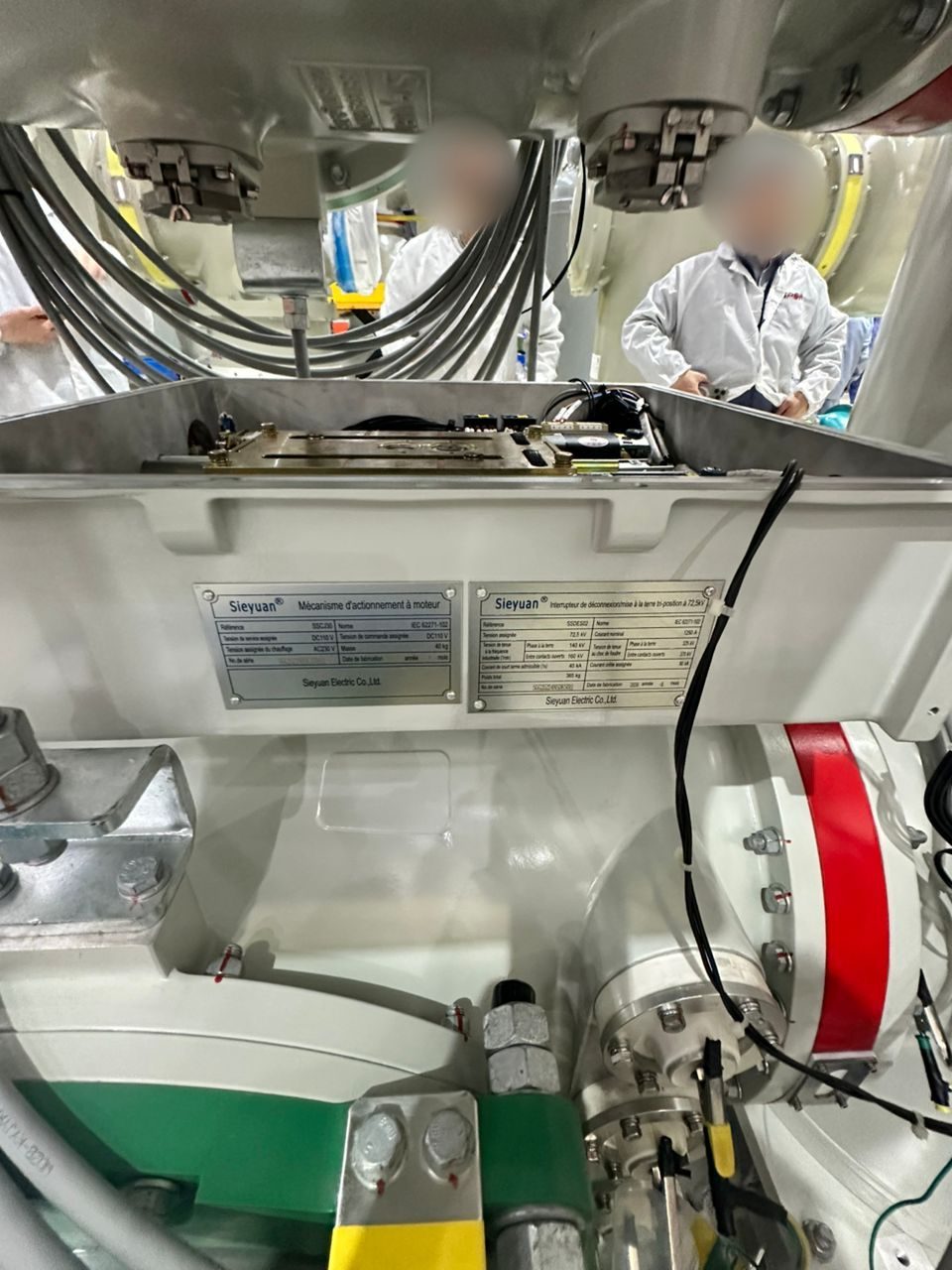 Switchgear mechanism